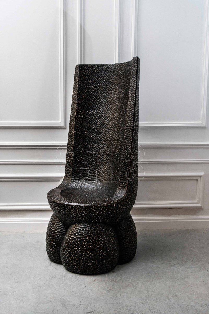 EMPEROR chair black shell